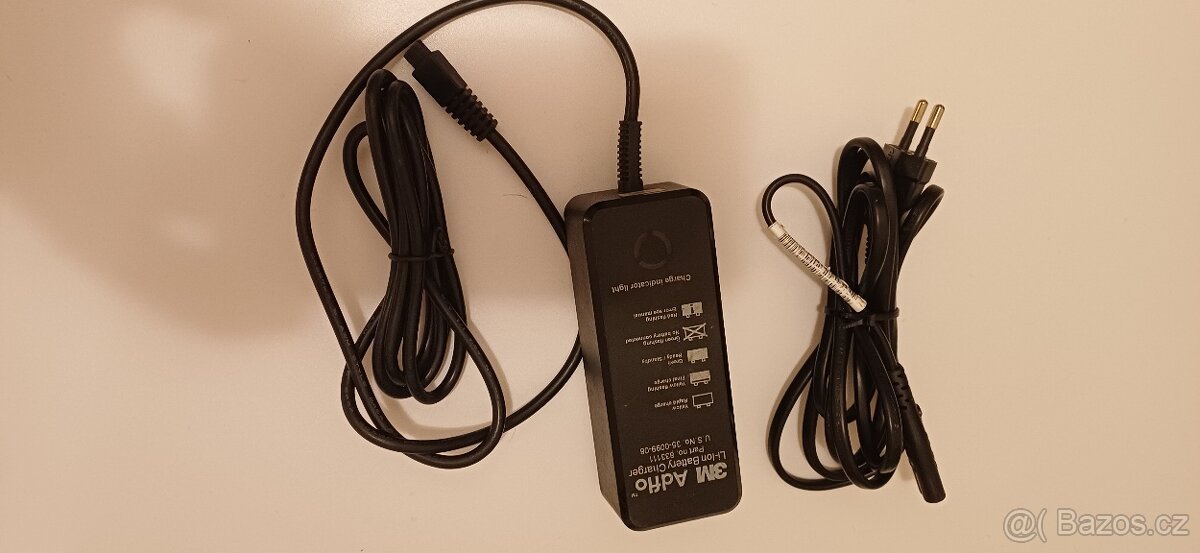 Speedglas Nabíječka Adflo pro Li-Ion baterie - 4