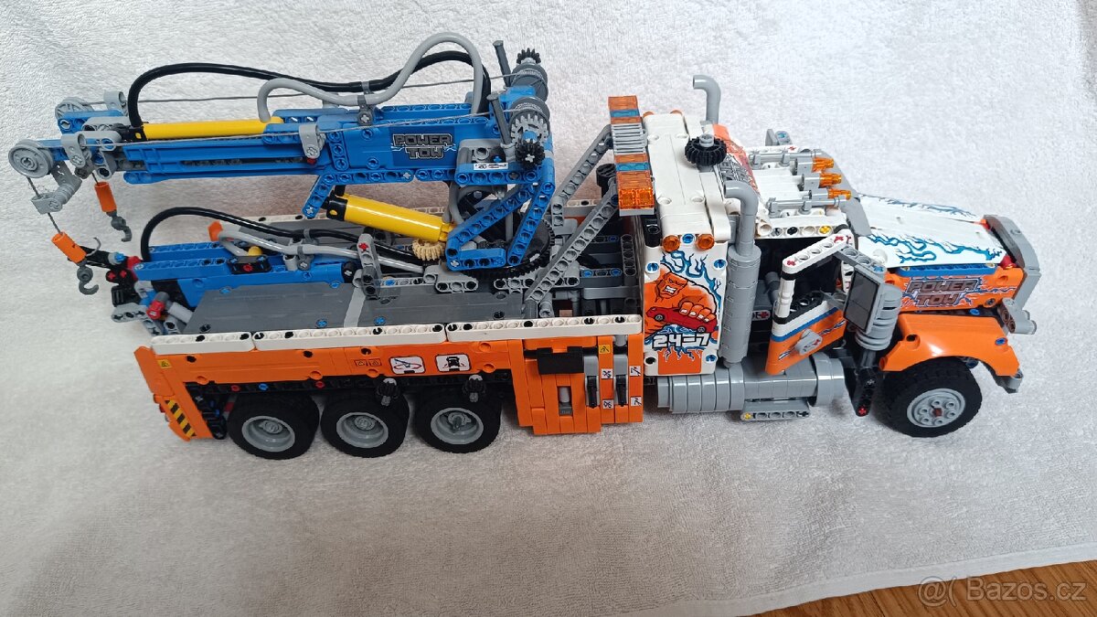 Lego 42128 Výkonný odtahový vůz - 4