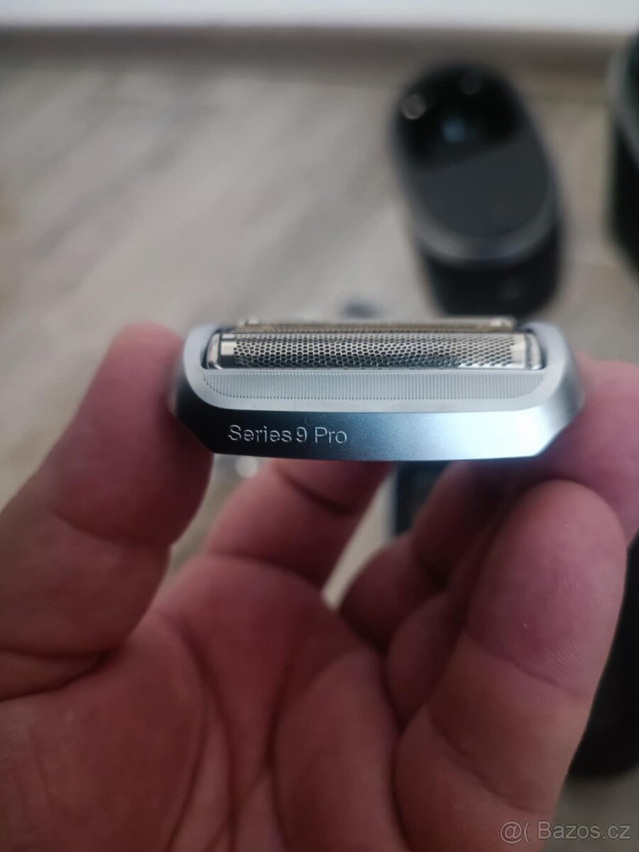 BRAUN Series 9 Pro+ s PowerCase a čistící stanicí - 4