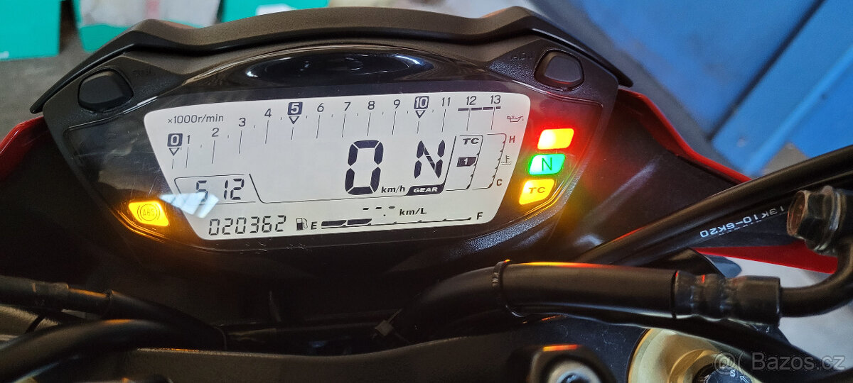 Suzuki GSX-S 750 - 4