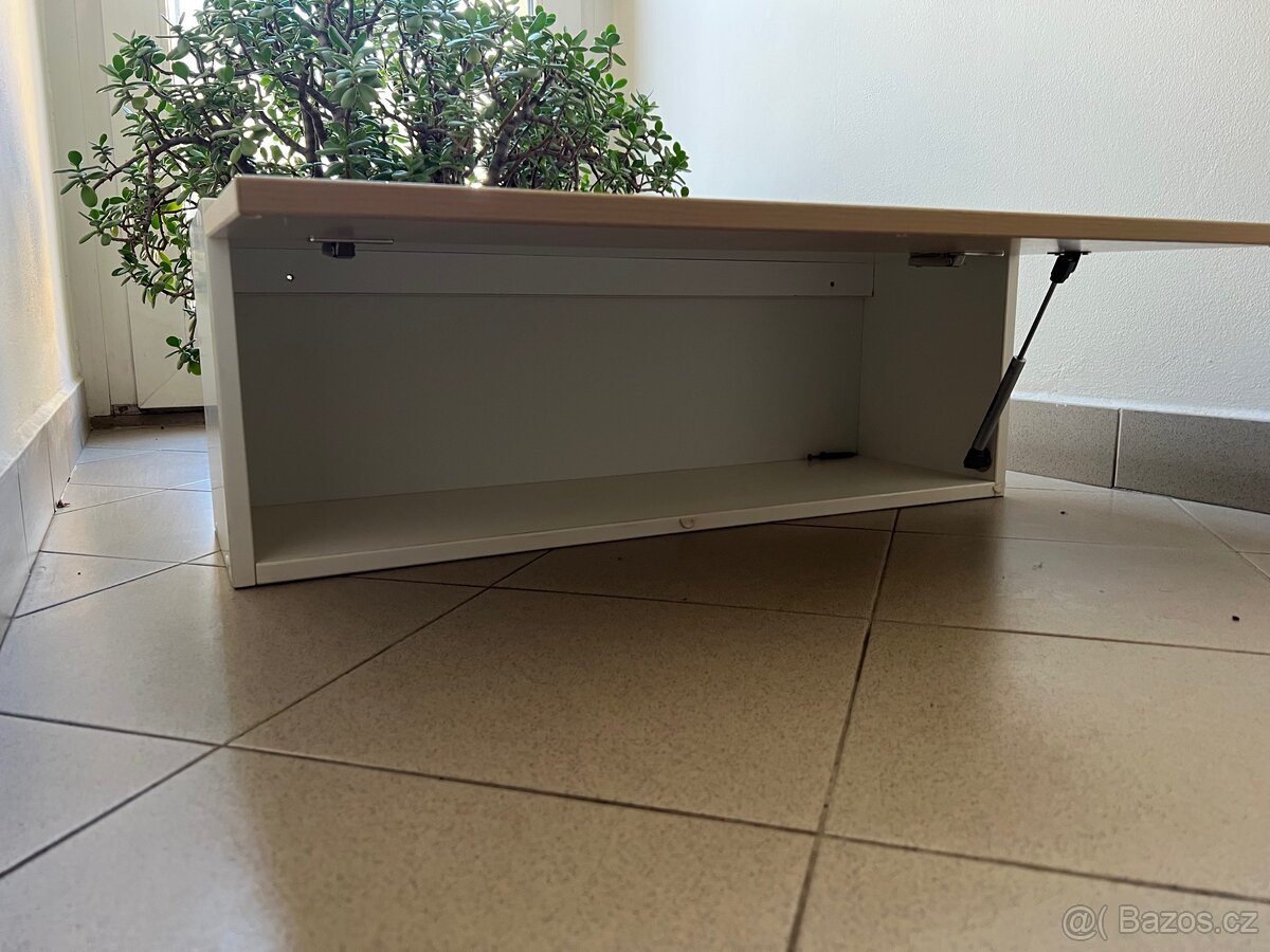 Závěsná skříňka - 4