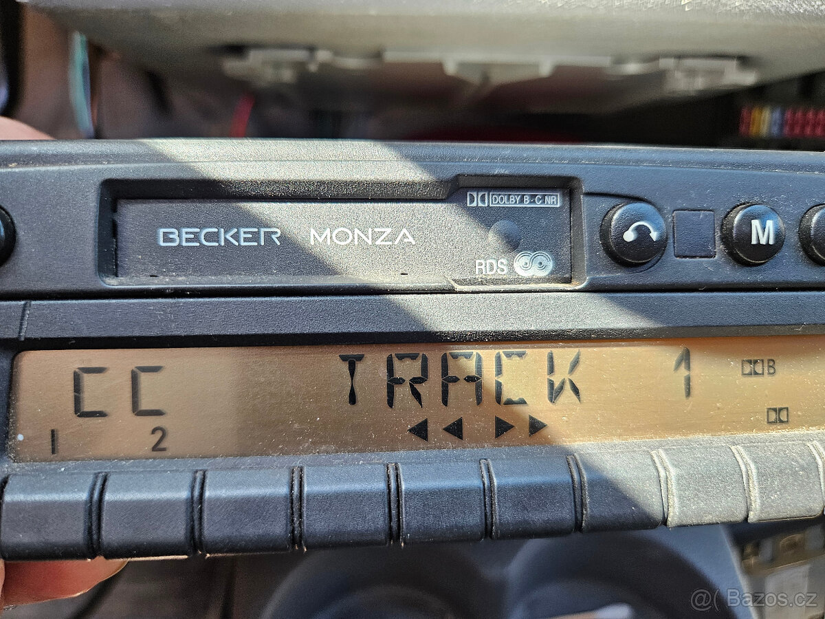 Autorádio Becker Monza + CD měnič 6CD - 4