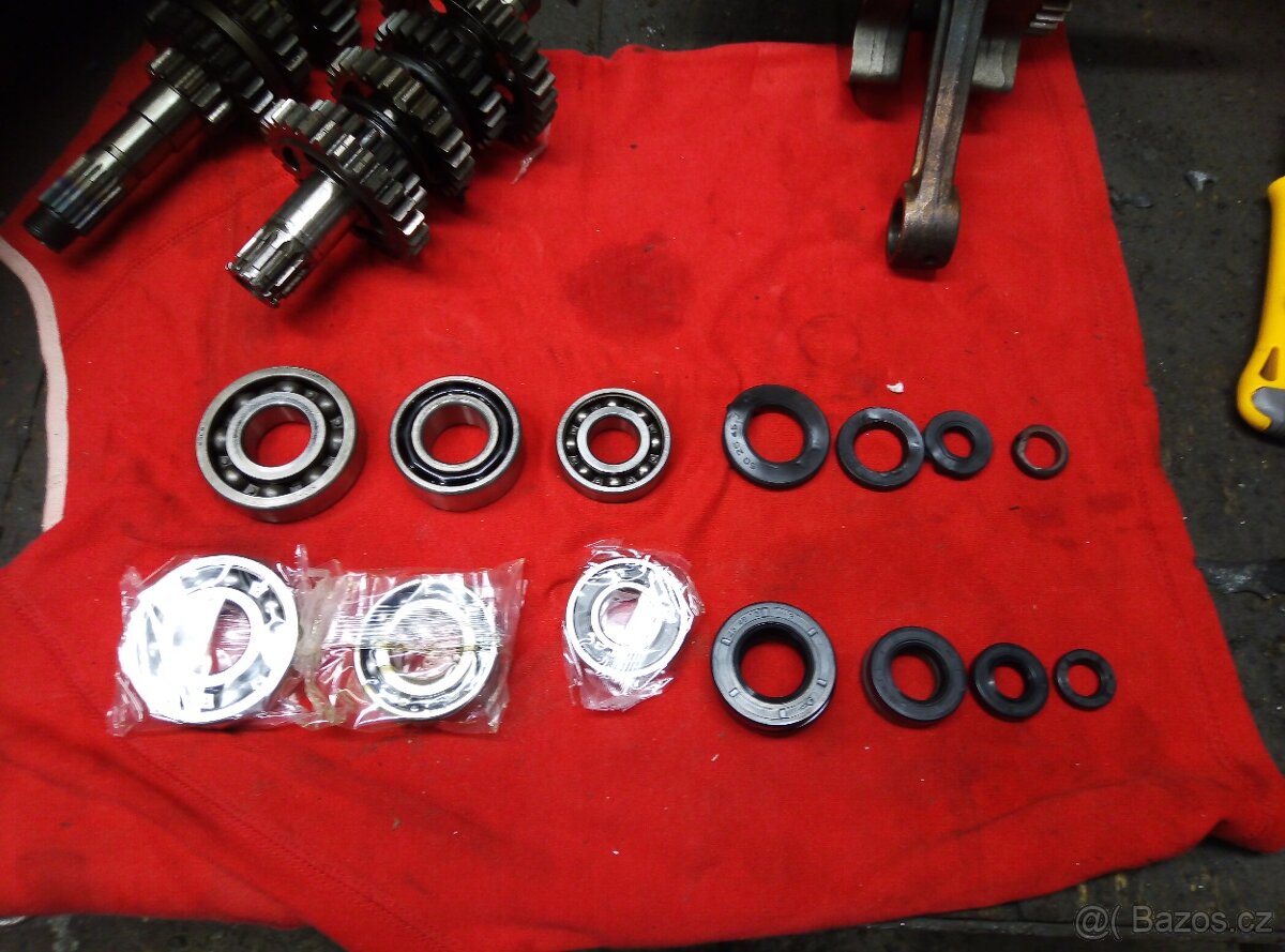 Motor Honda dominator