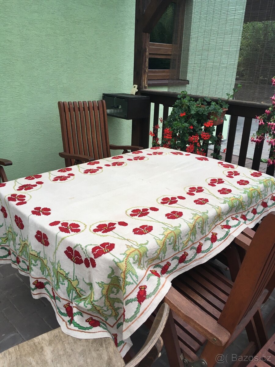 Velmi Starý přehoz, na gauč, postel, možná to je ubrus - 4