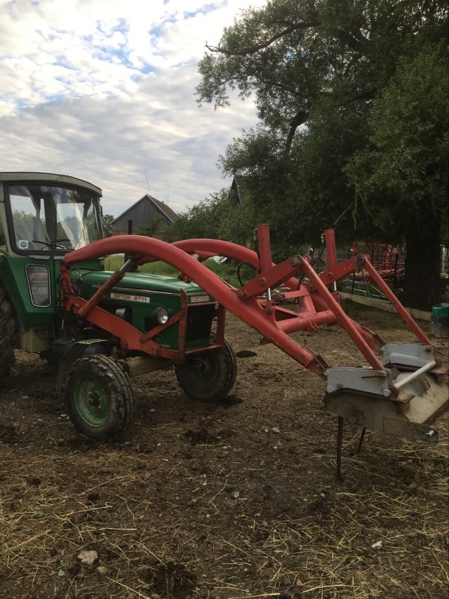 Zetor 6711 čel nakládačem - 4