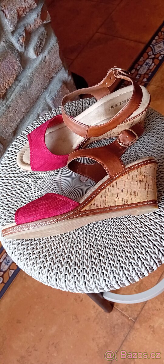 Zánovní dámské letní boty od Deichmanna vel.38 - 4