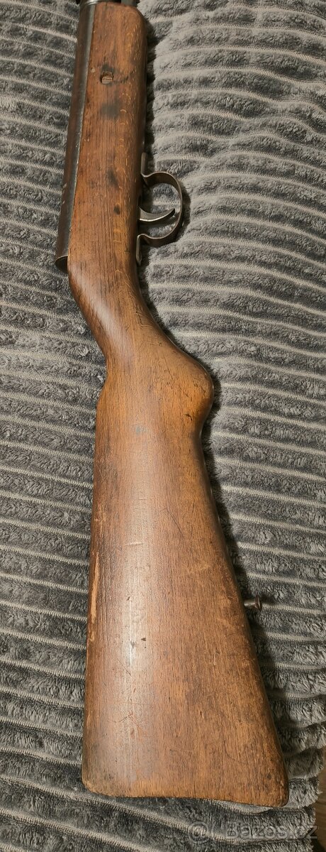 Vzduchovka ČZ 800 - 4