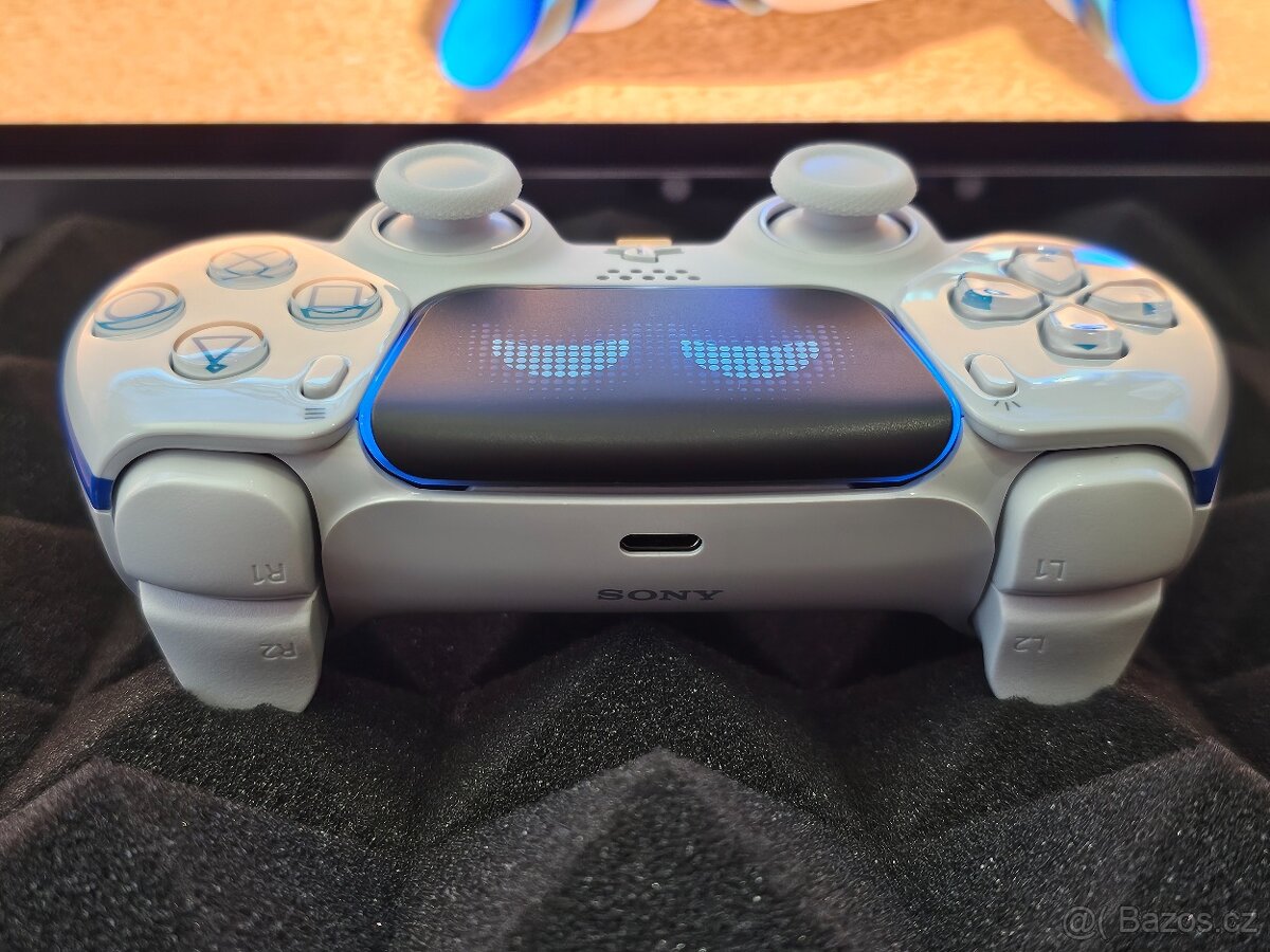 OVLADAČ PS5 / ASTRO BOT 2 - 4