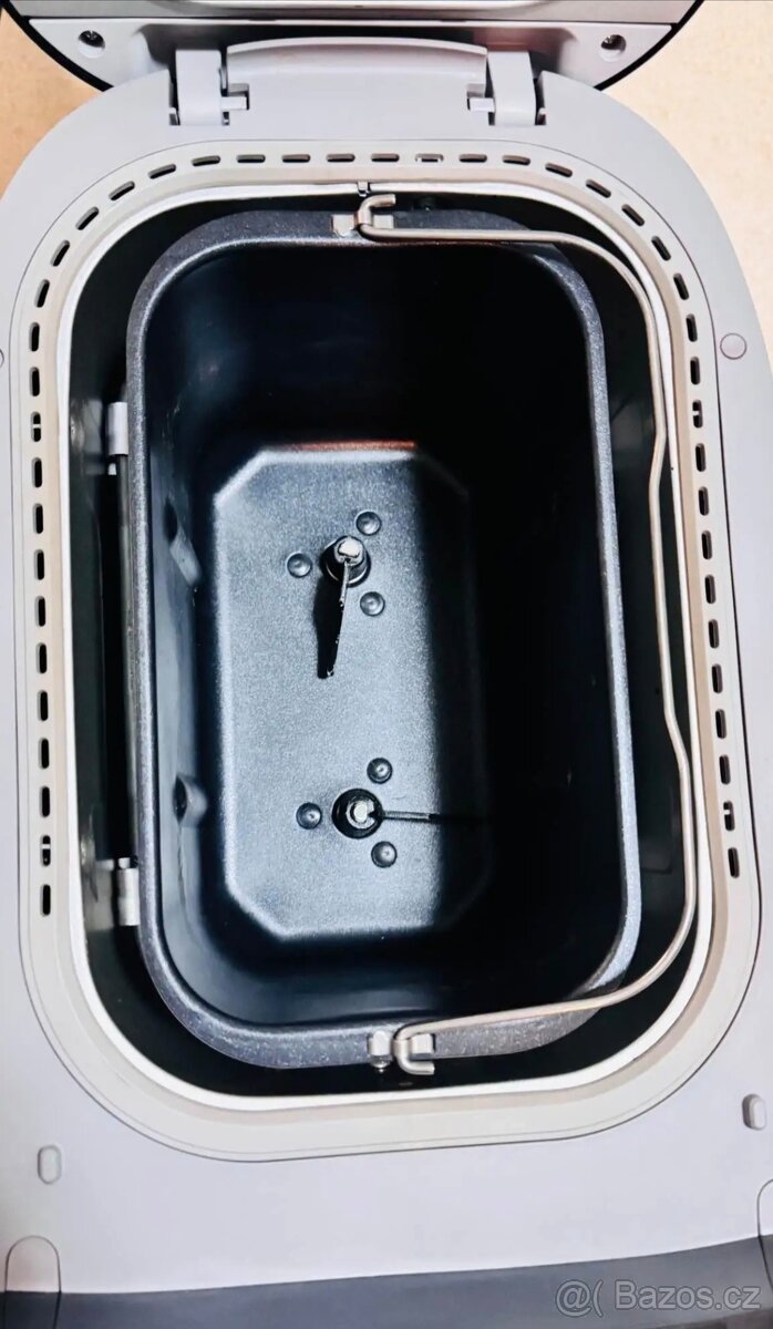 Domácí pekárna Tefal - 4