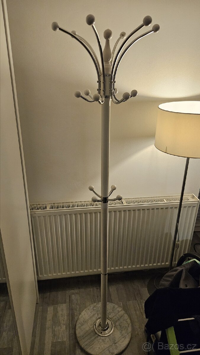 Stojanový věšák - 4