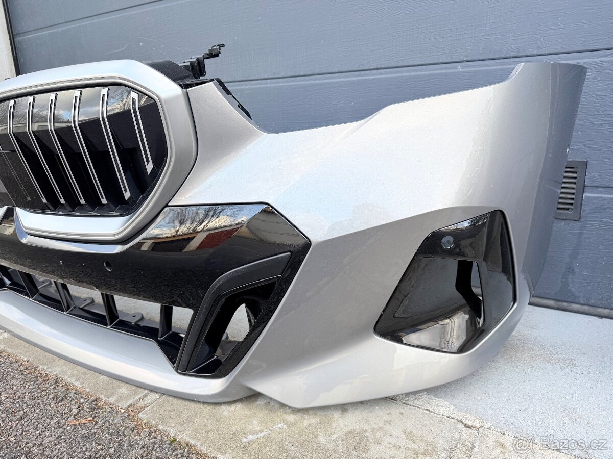 BMW G60 G61 nárazník M-paket - 4