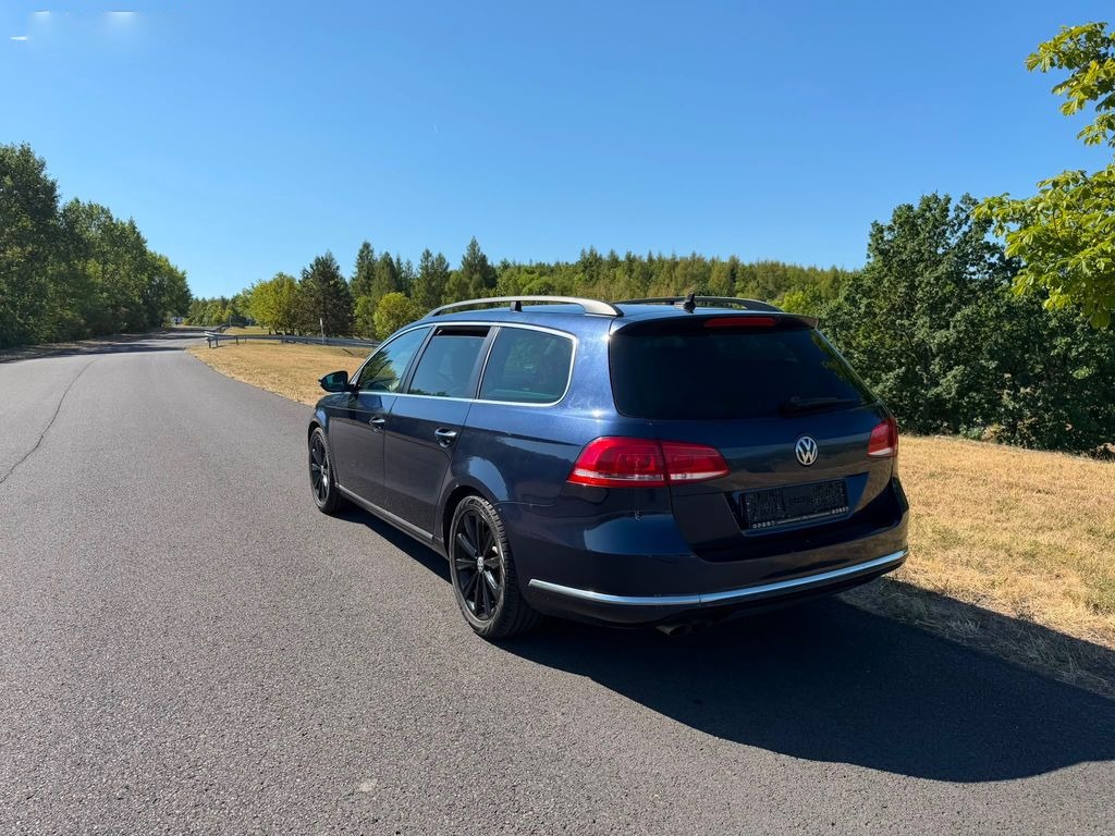 VOLKSWAGEN PASSAT 103KW - 4