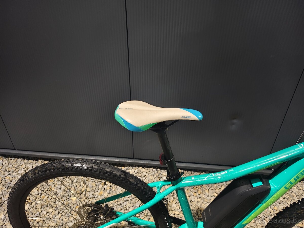 Dámské elektrokolo Cube Access One - 4