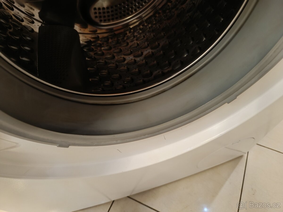 Pračka se sušičkou Bosch v top stavu - 4