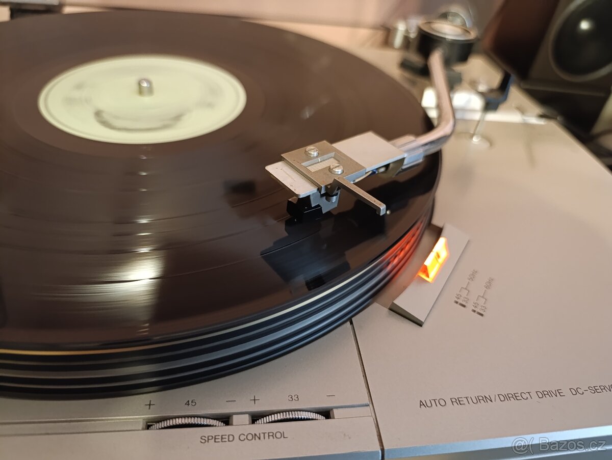 Gramofon SANYO TP 1012 UM DIRECT DRIVE - 4