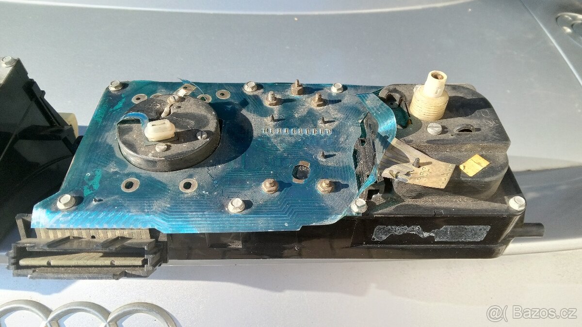 Počítadlo tachometru Golf I,Transporter T2, T3 - 4