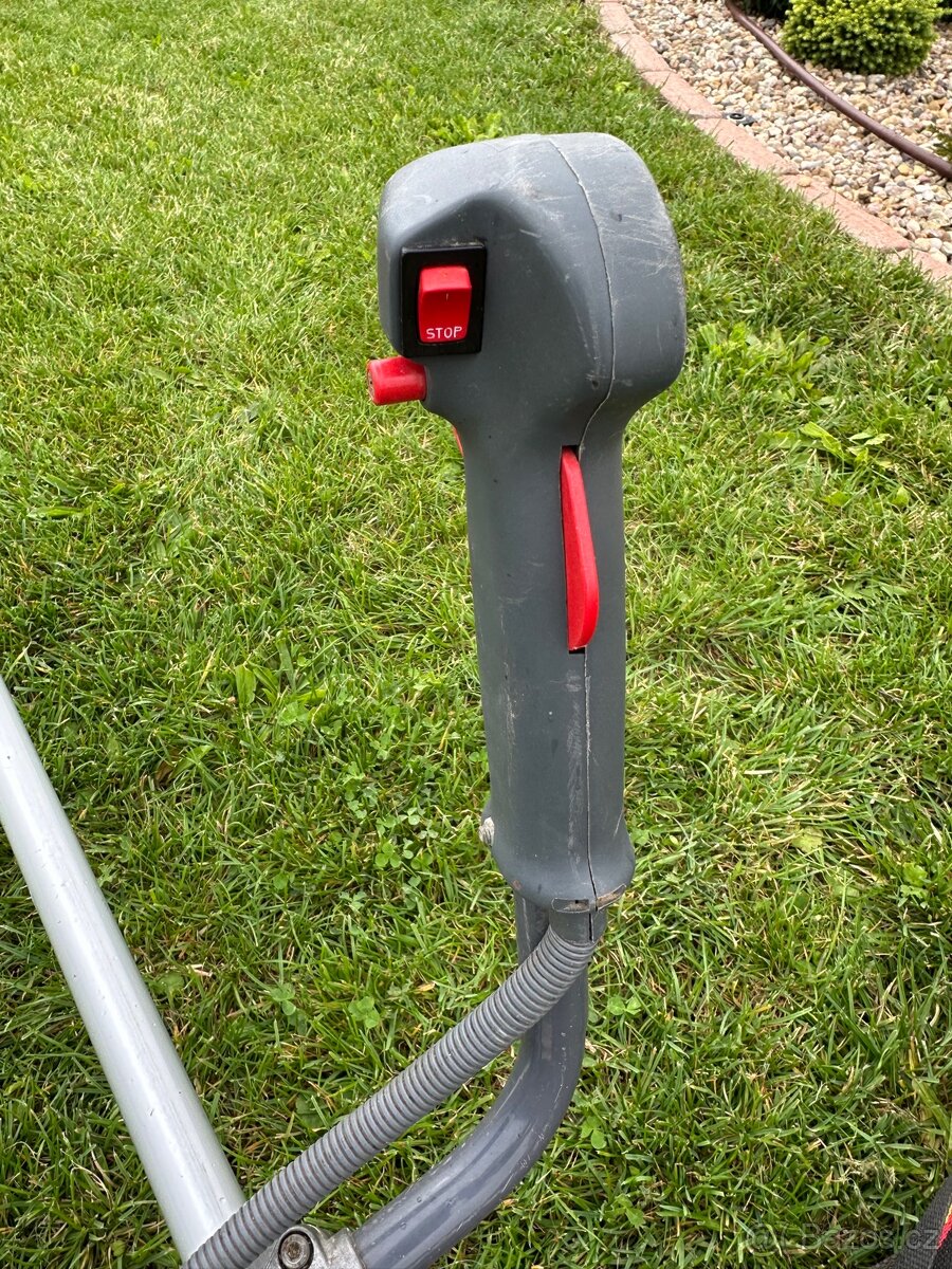 Strunová sekačka Oleo-mac Sparta 25 - 4