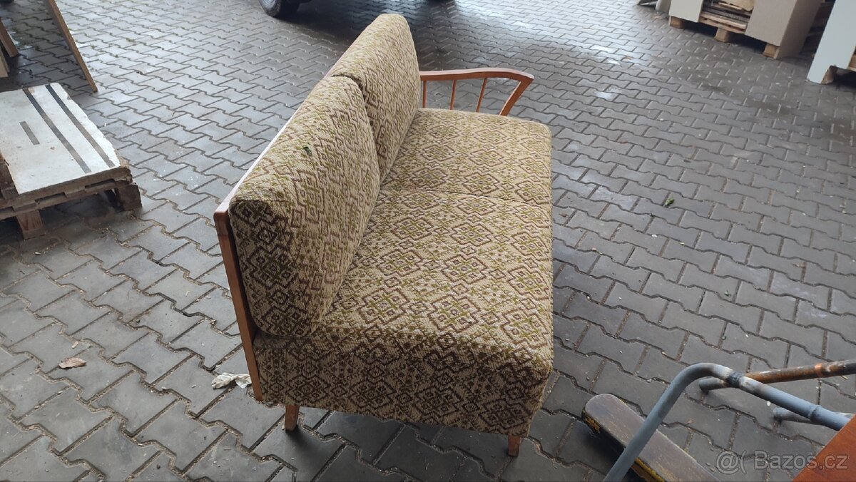 Sedačka starožitná - 4