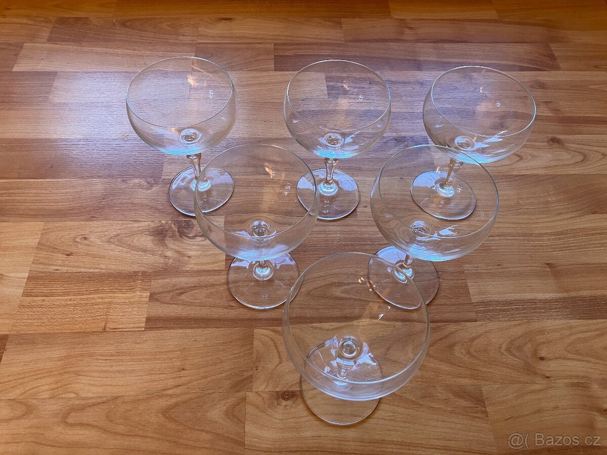 Sada 6 skleniček na šampus - 4