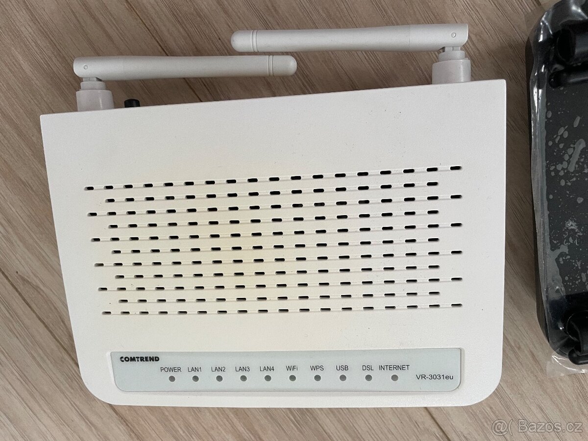 3x Wi-Fi router, modem - 4