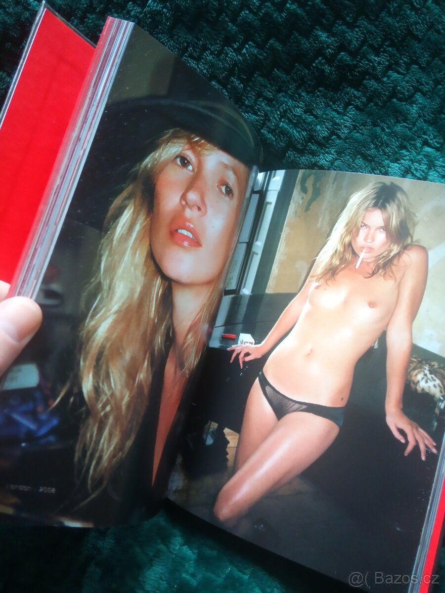 Kate Moss by Mario Testino - 4