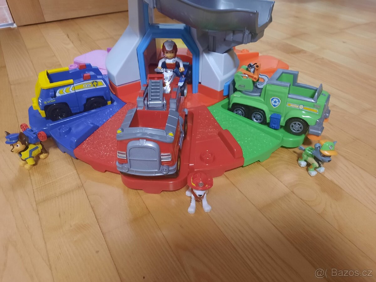 Tlapková patrola věž - 4