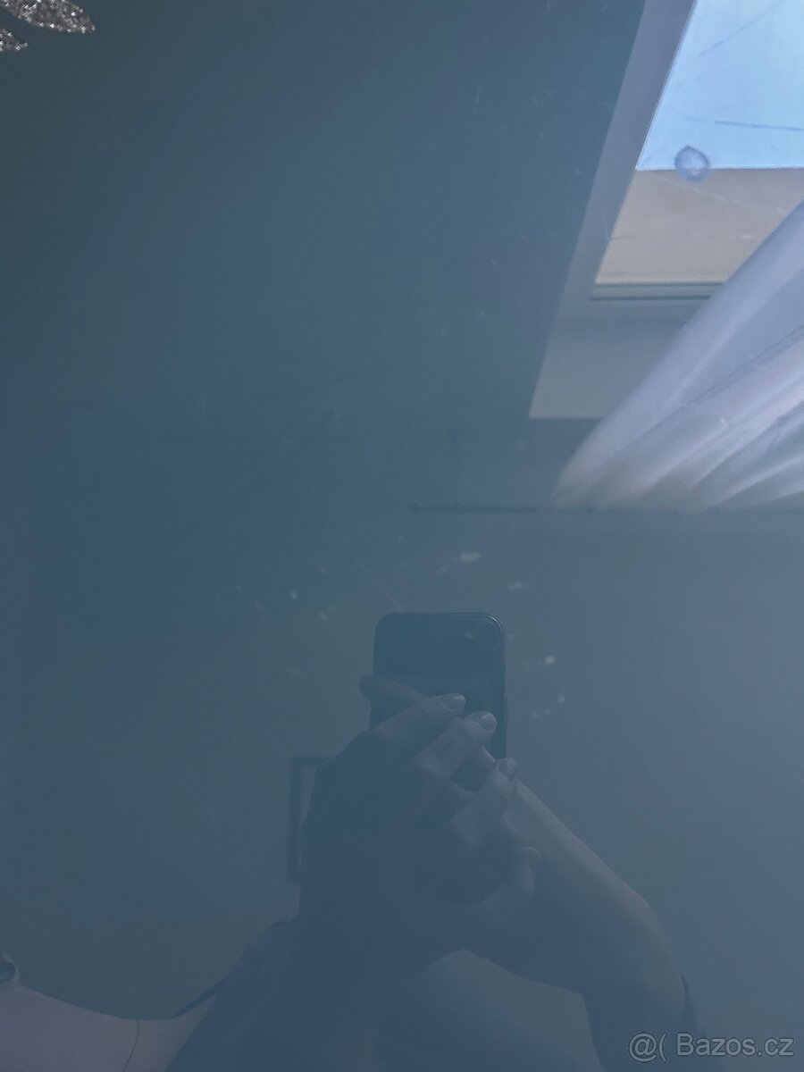 Rozkládací jídelní stůl - 4