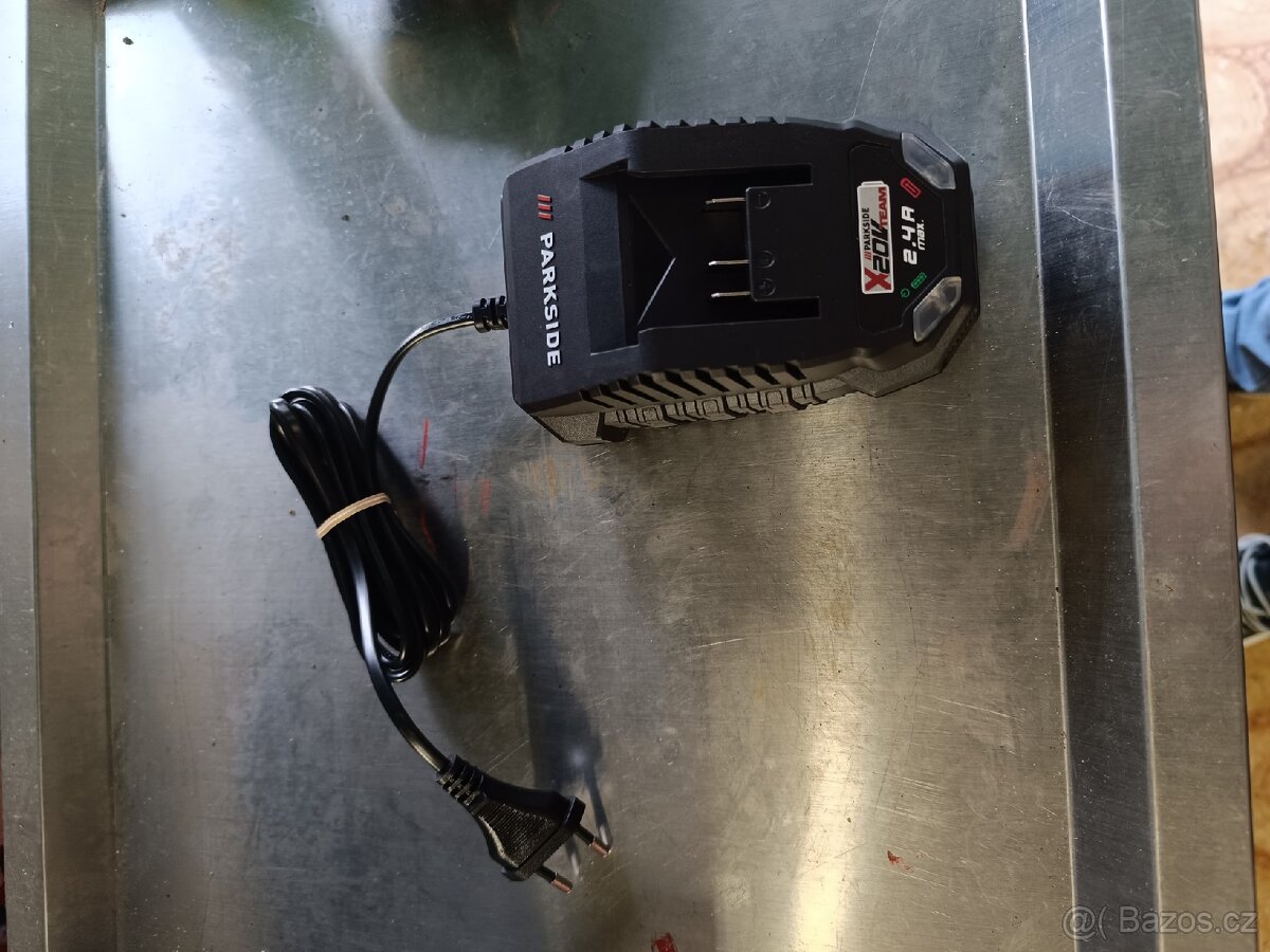 Parkside baterie a nabíječka 20V 2Ah - 4