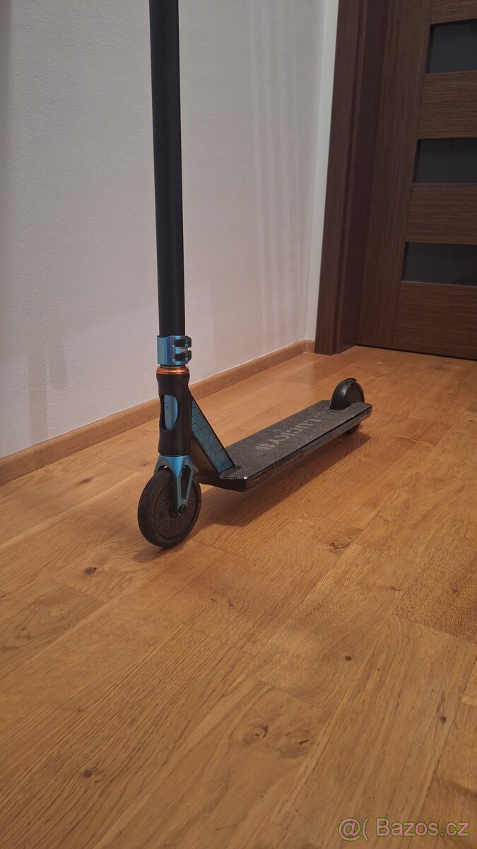 Freestyle koloběžka Lucky - 4