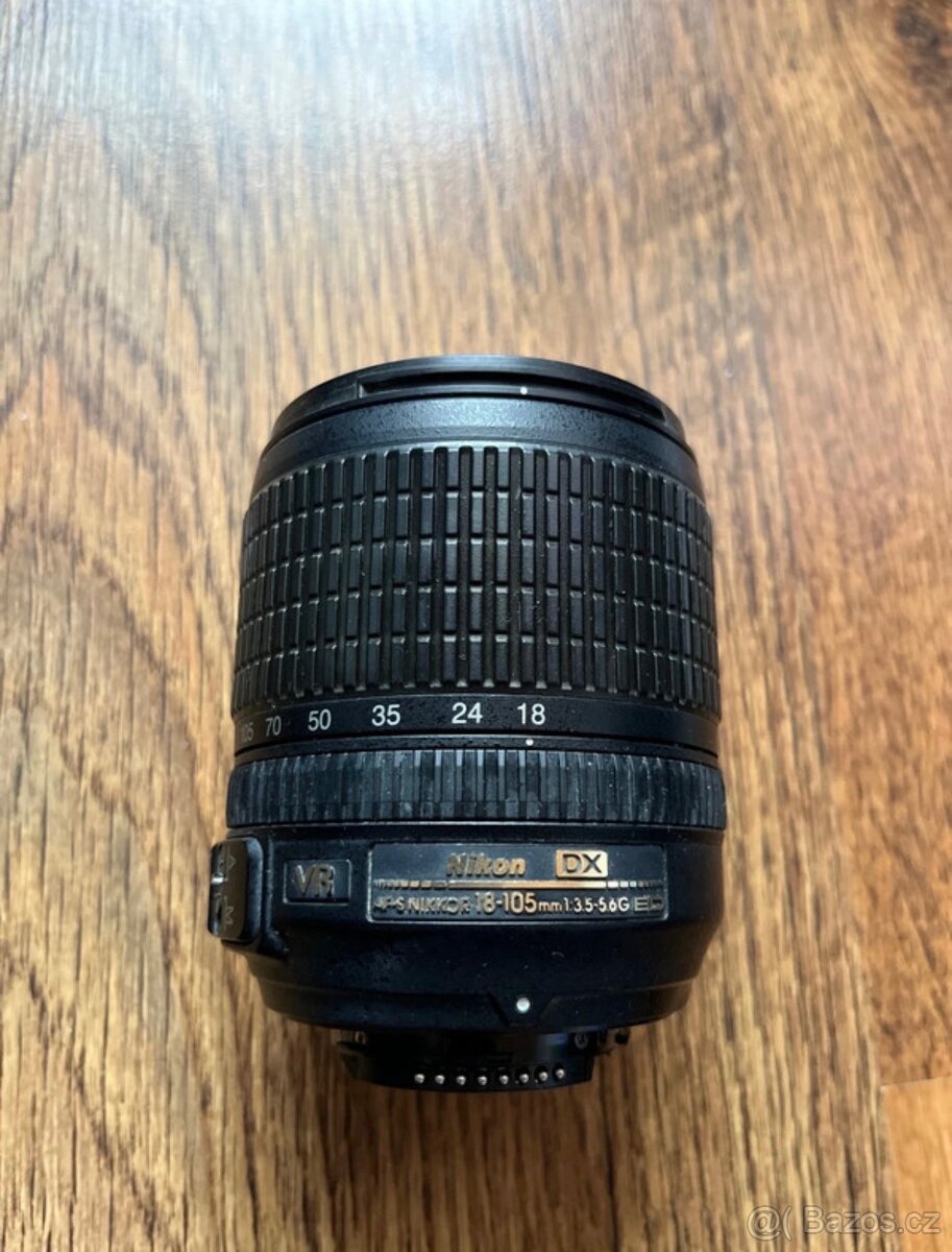 Nikon D3100 a Nikon D3300 - 4