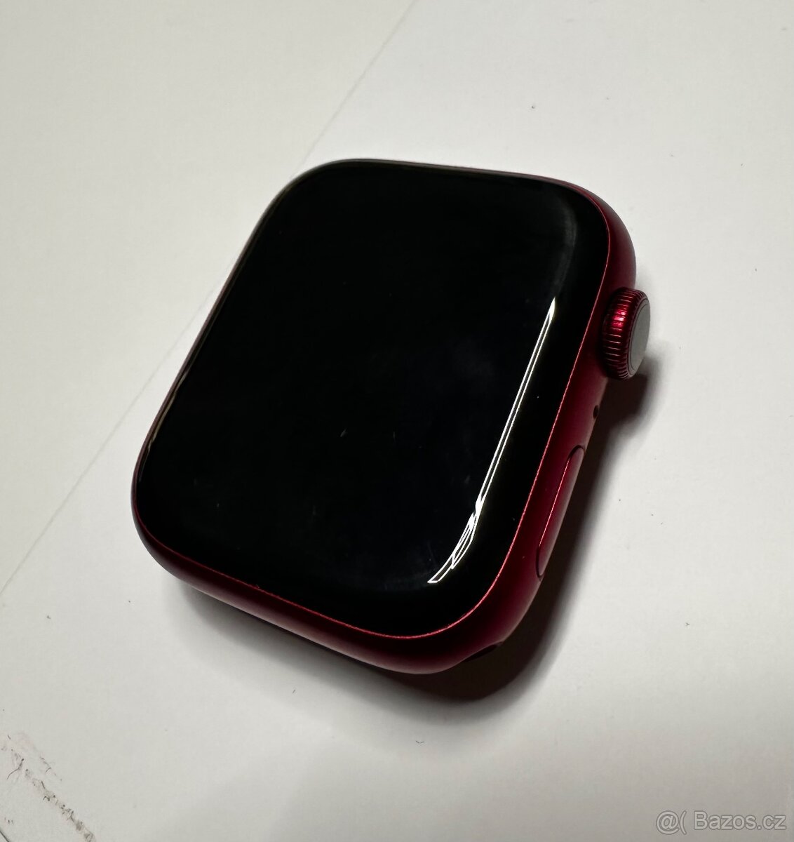 Apple Watch 7 product Red 45mm - 4