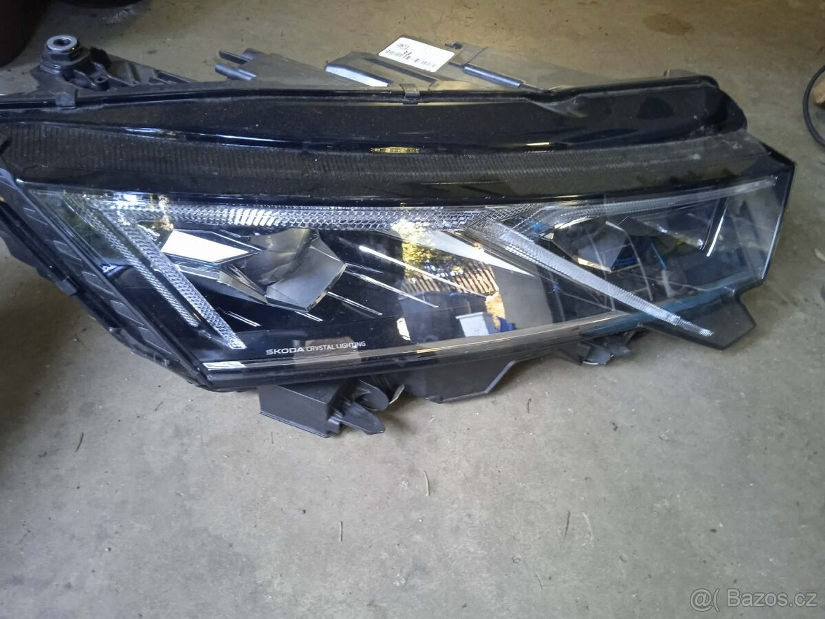 Světla Octavia 4 - 4