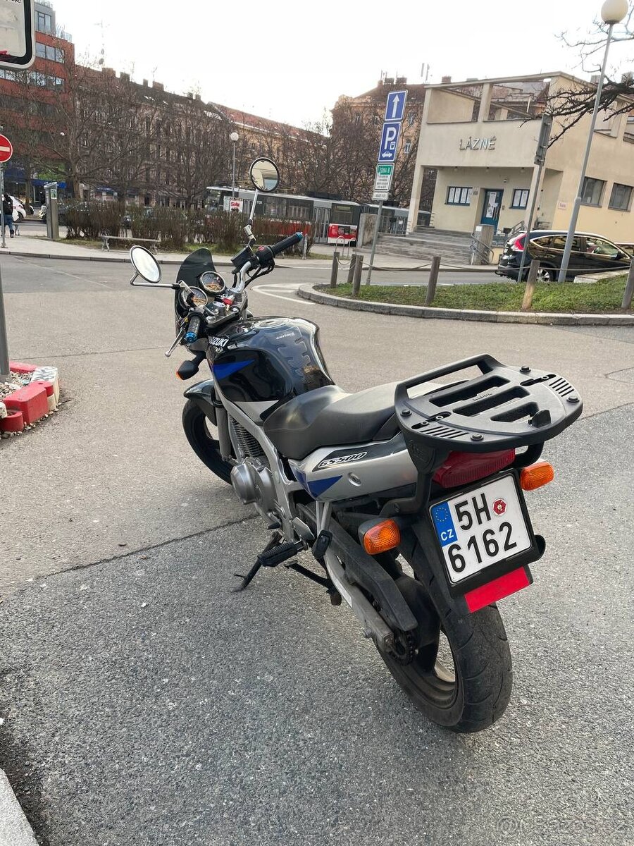 Motocykl Suzuki GS 2004 - 4
