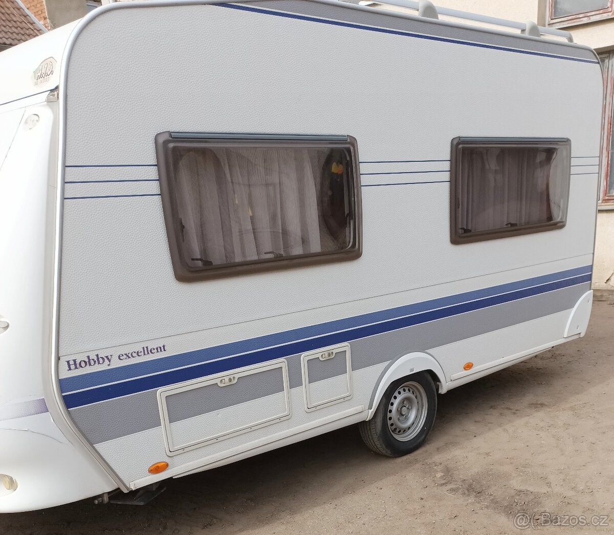 Hobby 410 SFE Excellent 2008 předstan a markýza - 4