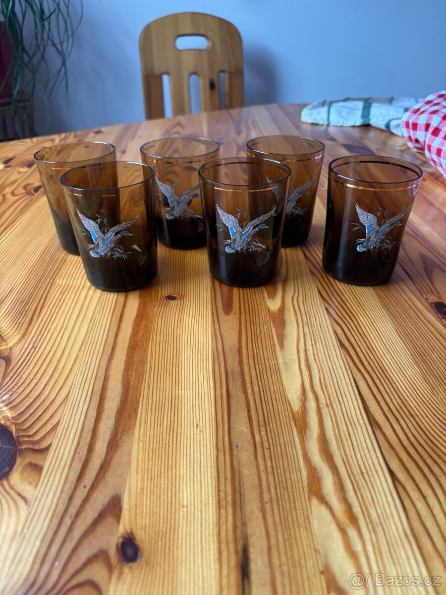 Sada jantarových skleniček - 4