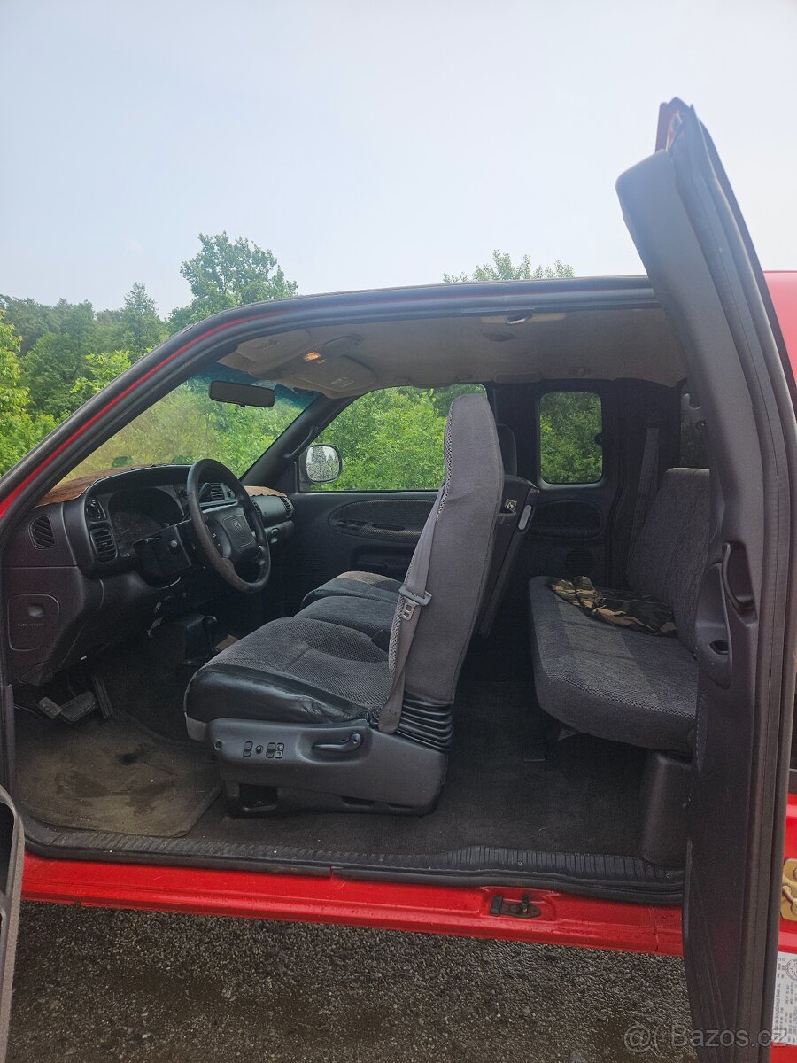 Dodge Ram 2500 4x4