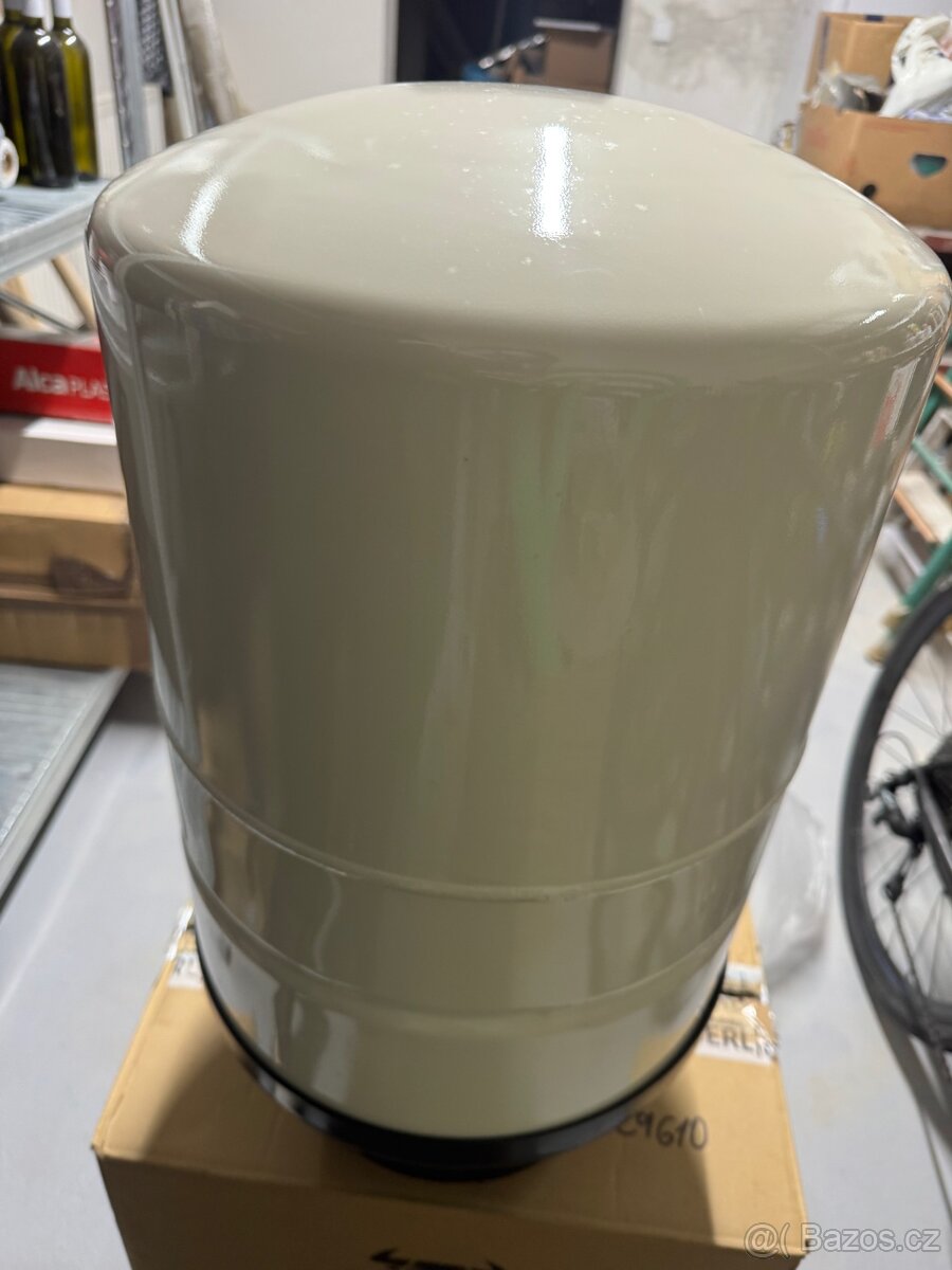 EDS Global Vertikální tlaková nádoba - 4