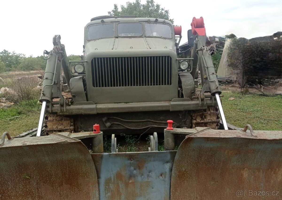 Predám funkčný buldozer BAT-1 - 4