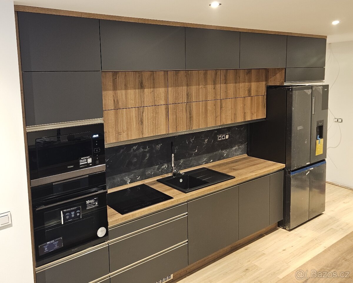 Kuchyně na míru, vestavěné skříně na míru, nábytek - 4