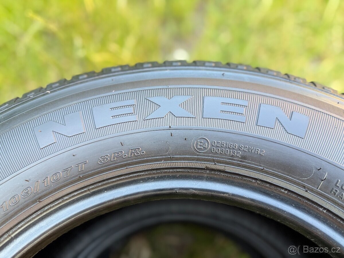 2x Letní pneu Hankook Roadian CT8 - 215/70 R15C - 95% - 4