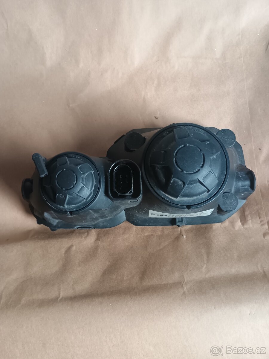 Přední světlomet BMW f 800GS - 4