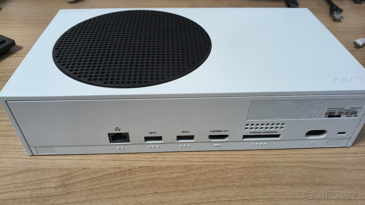 XBox Series S - 4