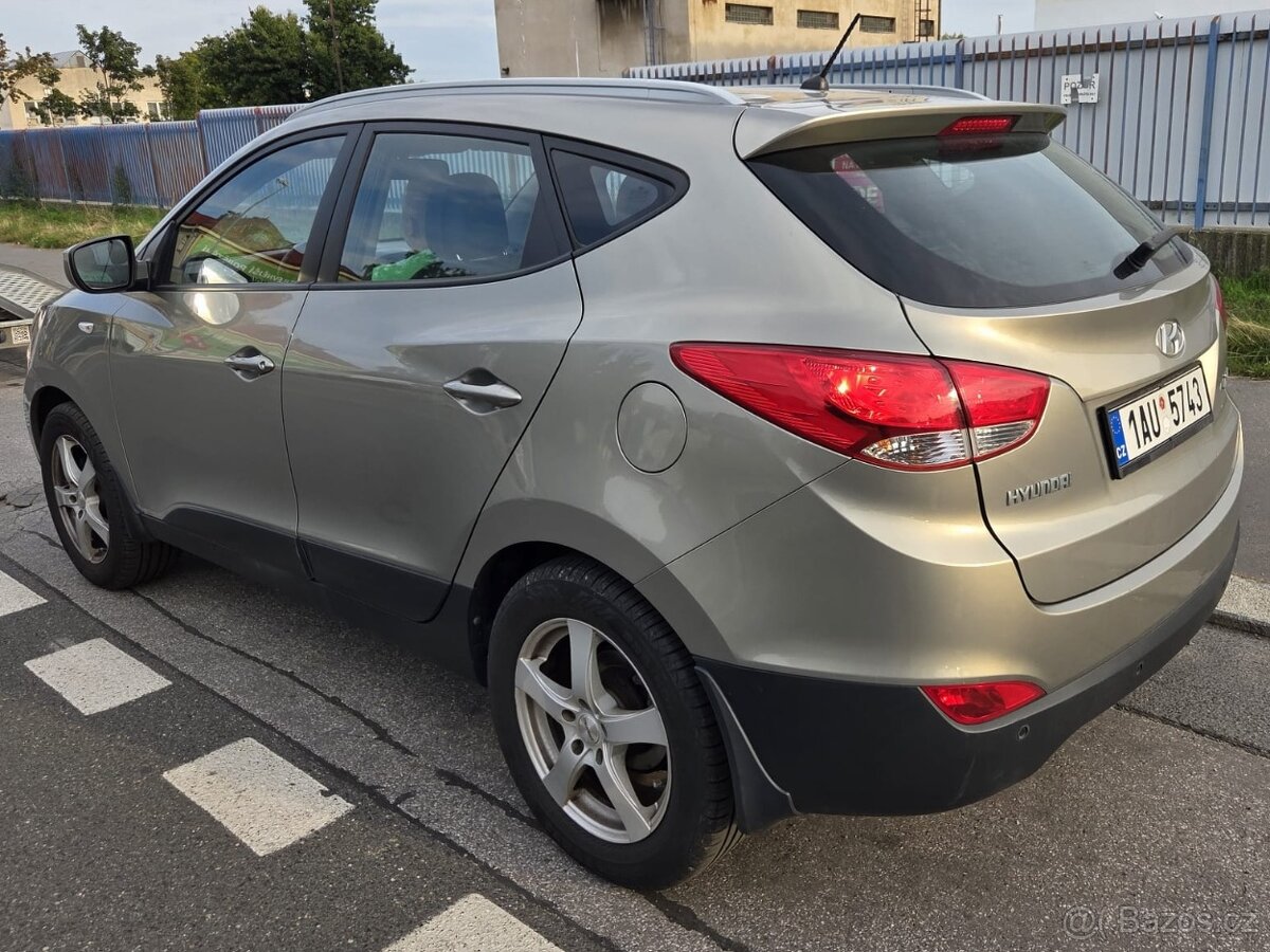 HYUNDAI ix35 2.0i 120kW 7/2010, Klima, původ ČR, jen 139TKM - 4