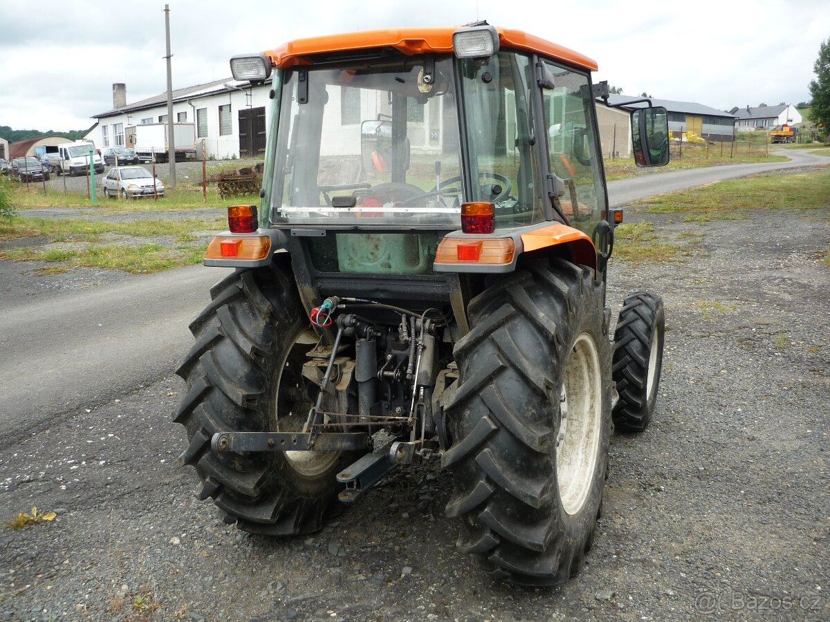 Kubota KL 33 - 4