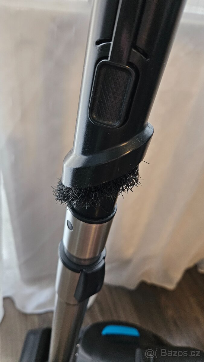 Rowenta vysavač - bezsáčkový - modrý - 4