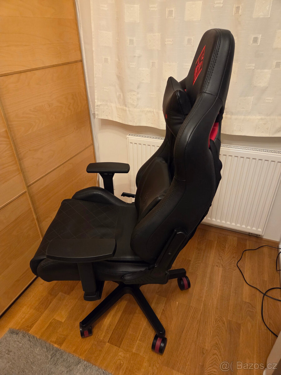 Herní PC křeslo/židle OMEN by HP Citadel Gaming Chair - 4