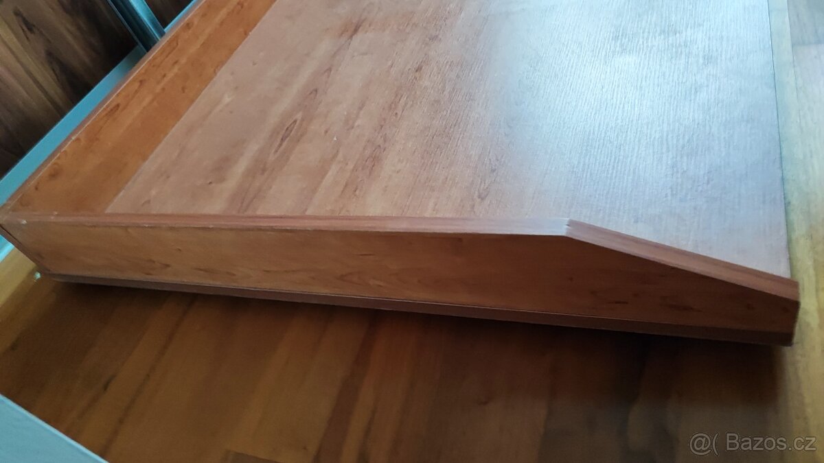 Přebalovací pult - 4