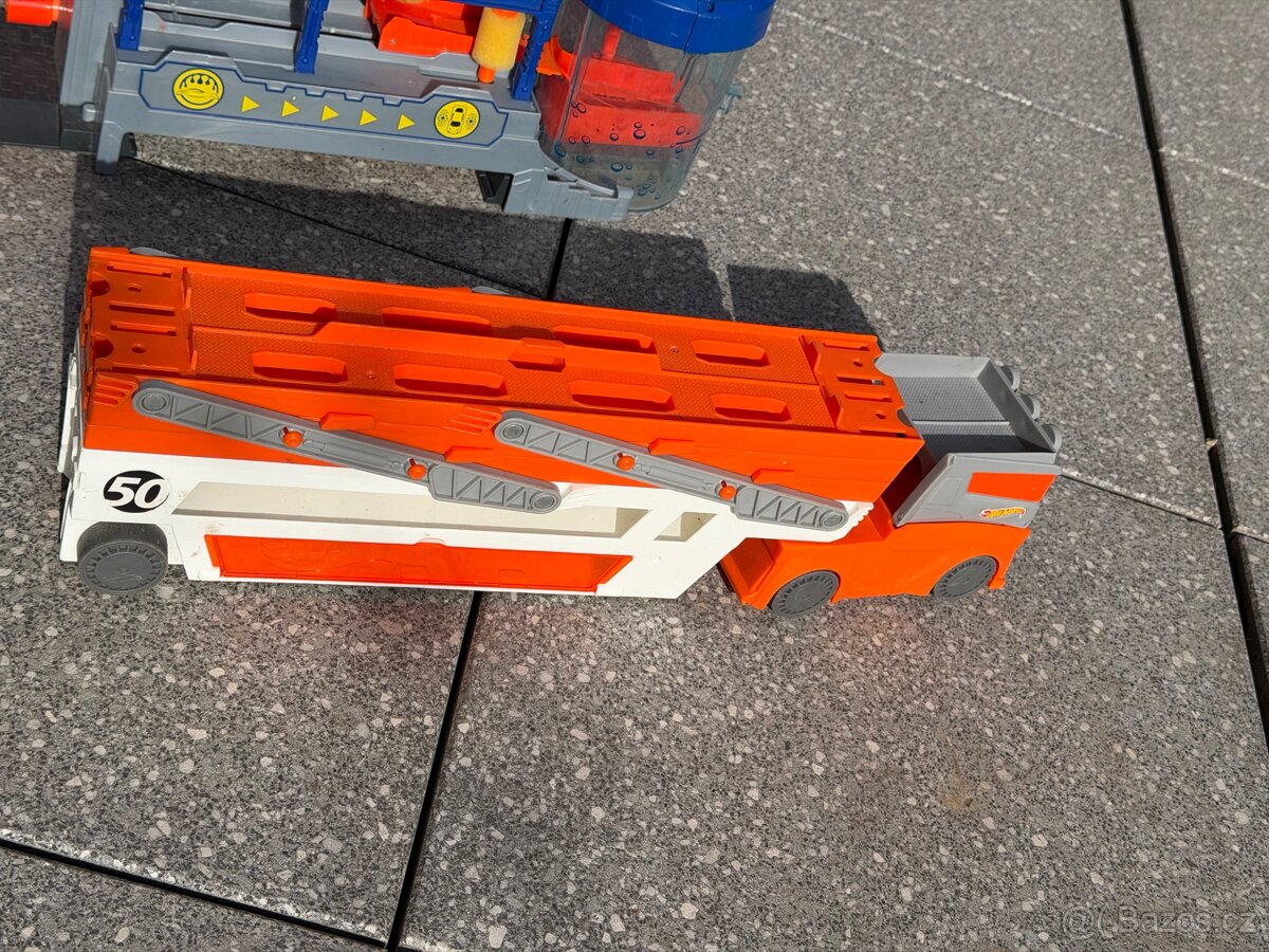 Hot wheels drahý - 4