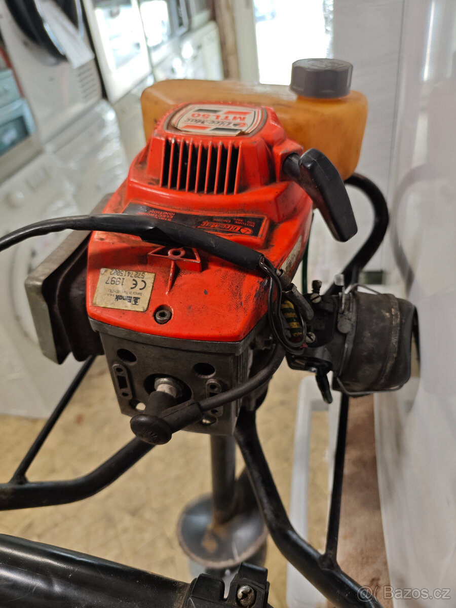 Motorový půdní vrták Oleo-Mac MTL 50 - 4