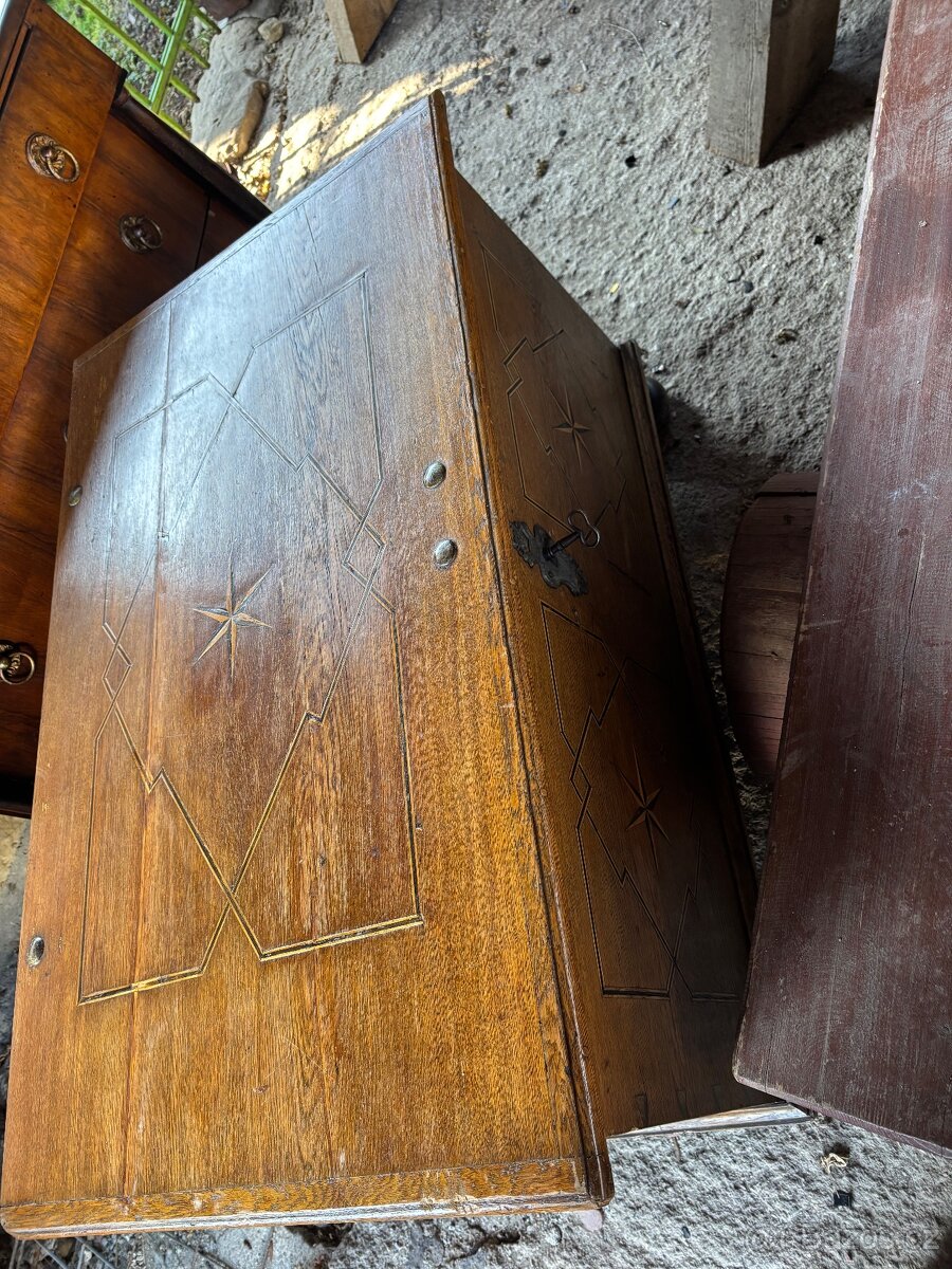 Truhly komoda kreslo - 4